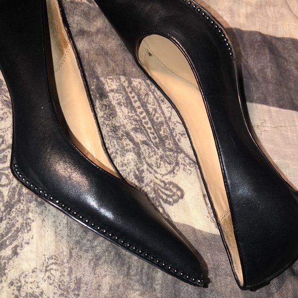Coach heels with bead chain trim - Picture 4 of 15